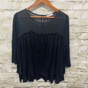 Pebble & Stone Black Sheer 3/4 Sleeve Tiered Top